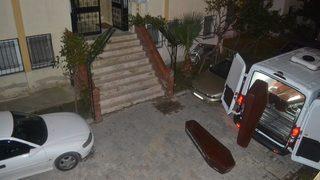 İzmir'de naylon poşete sarılmış kadın cesedi bulundu