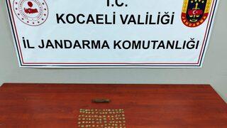 Kocaeli'de tarihi eser niteliğinde 133 sikke ve metal heykel ele geçirildi