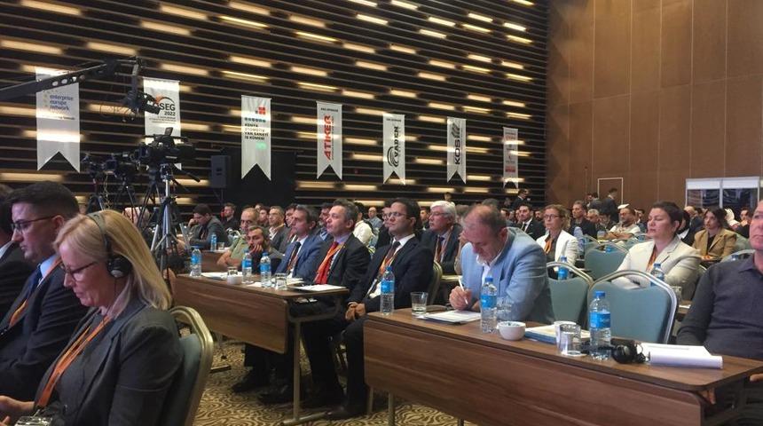 Konya'da 6. Uluslararası Otomotiv Sektörünün Geleceği Konferansları başladı