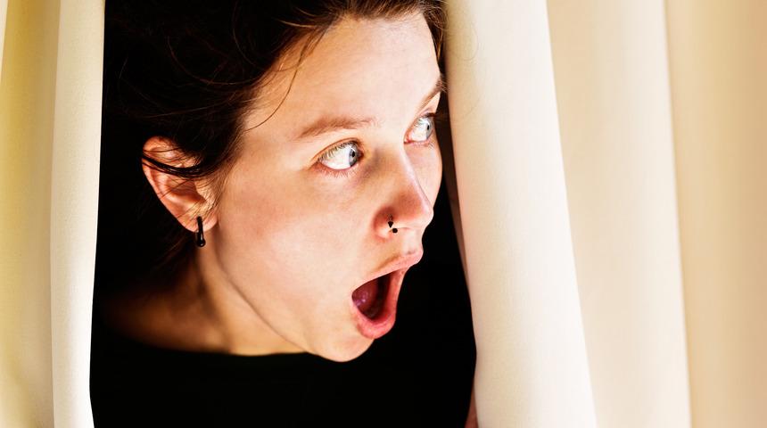 Güpegündüz yol ortasında cinsel ilişkiye girdiler! Üstüne bir de...