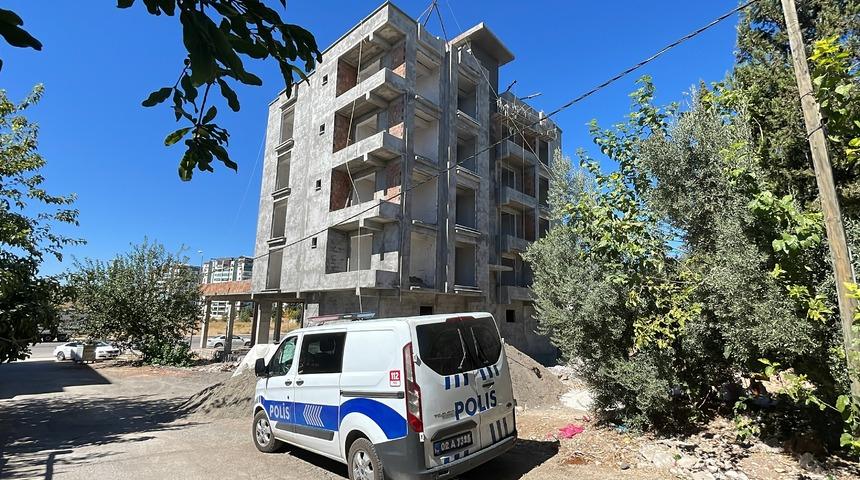 Adıyaman'da inşaattan d&uuml;şen iş&ccedil;i &ouml;ld&uuml;