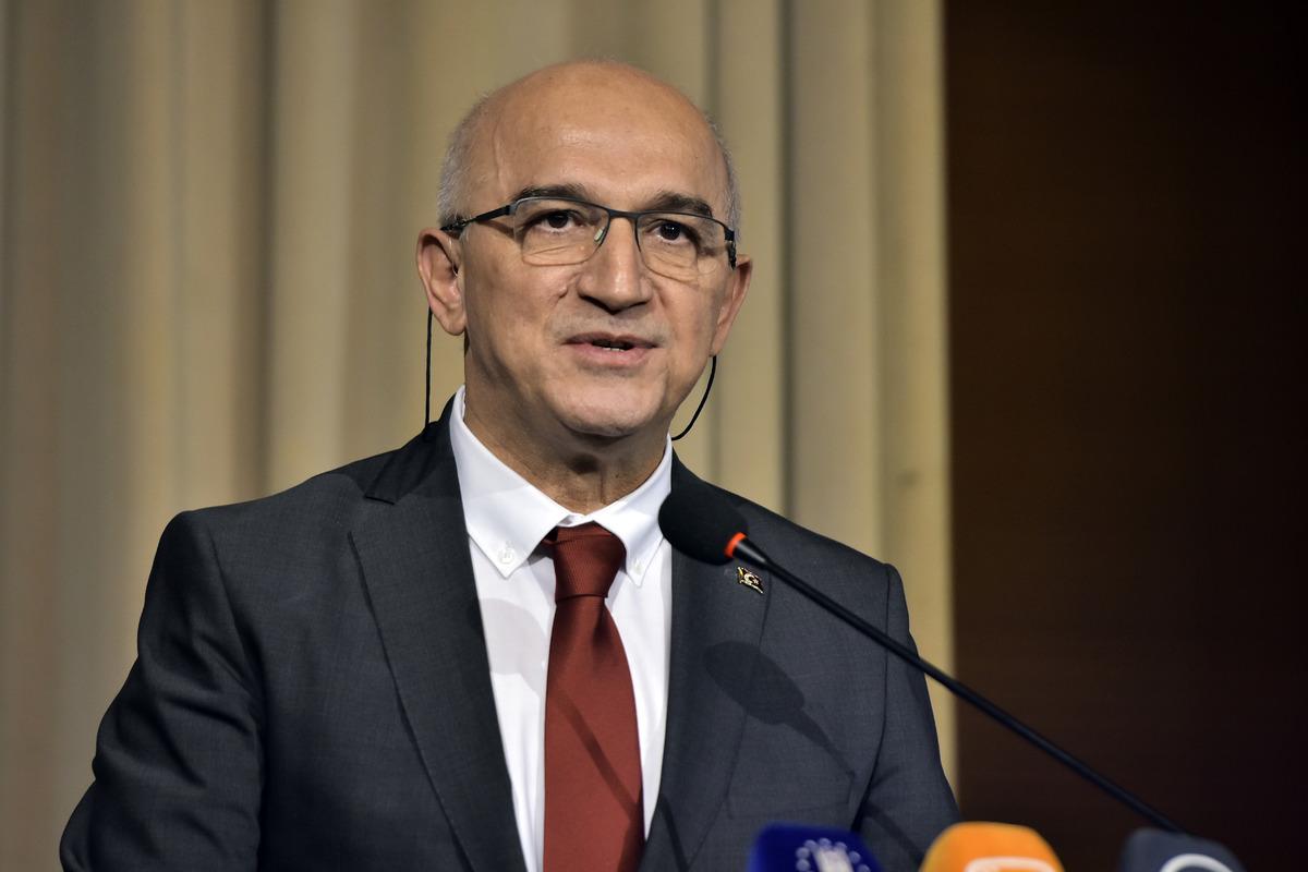 Bursa'da "T&uuml;rkiye'de ve D&uuml;nyada T&uuml;rk&ccedil;enin &Ouml;ğretimi &Ccedil;alıştayı" başladı