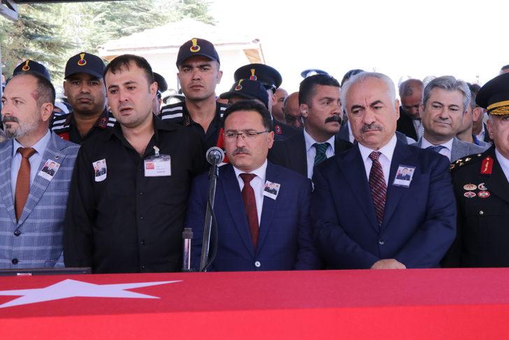 Rize'de trafik kazasında şehit olan Uzman Çavuş Özsoy, Kayseri'de toprağa verildi G4