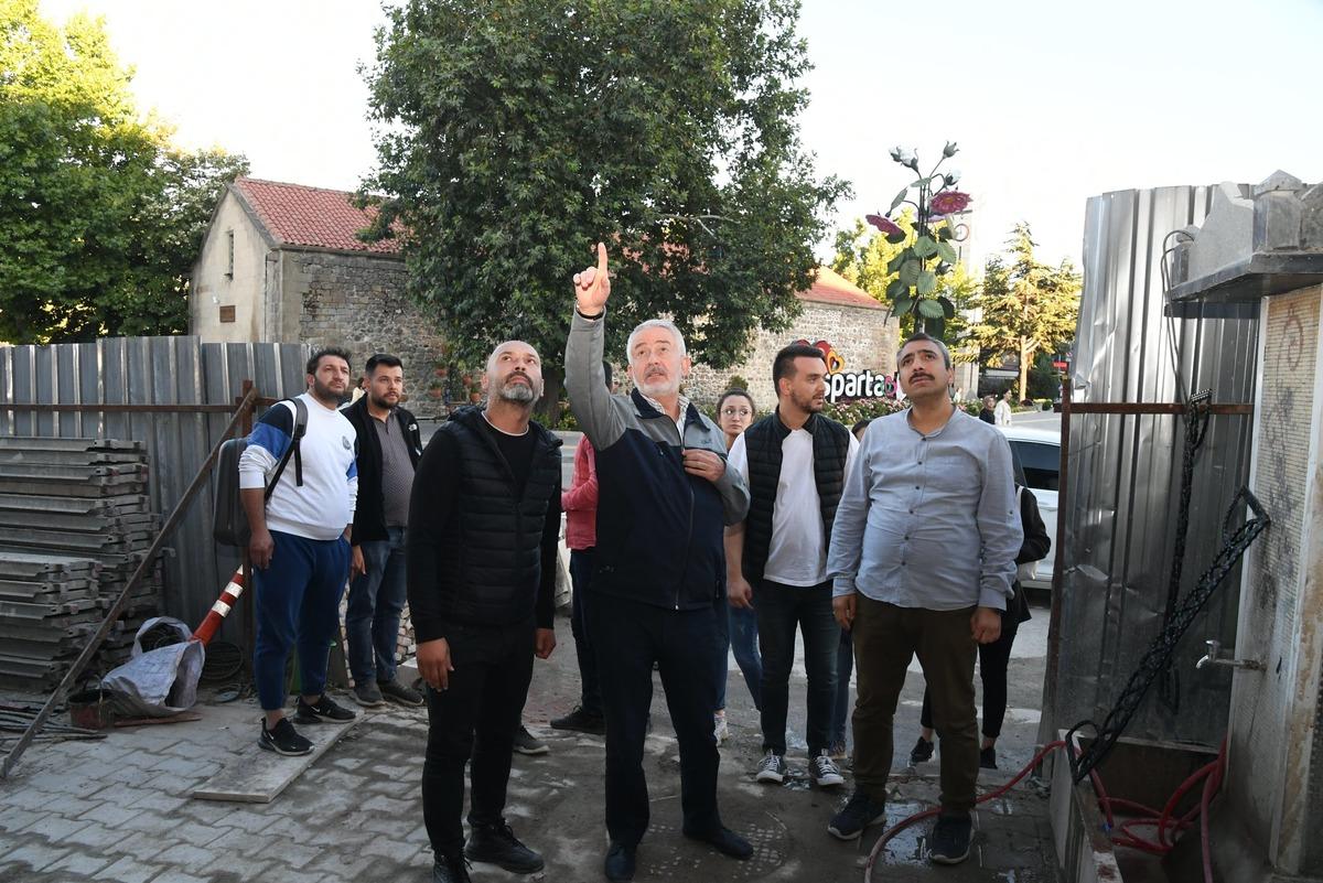 Isparta'da 461 yıllık Tarihi &Uuml;z&uuml;m Pazarı'nın restorasyonunda sona yaklaşıldı