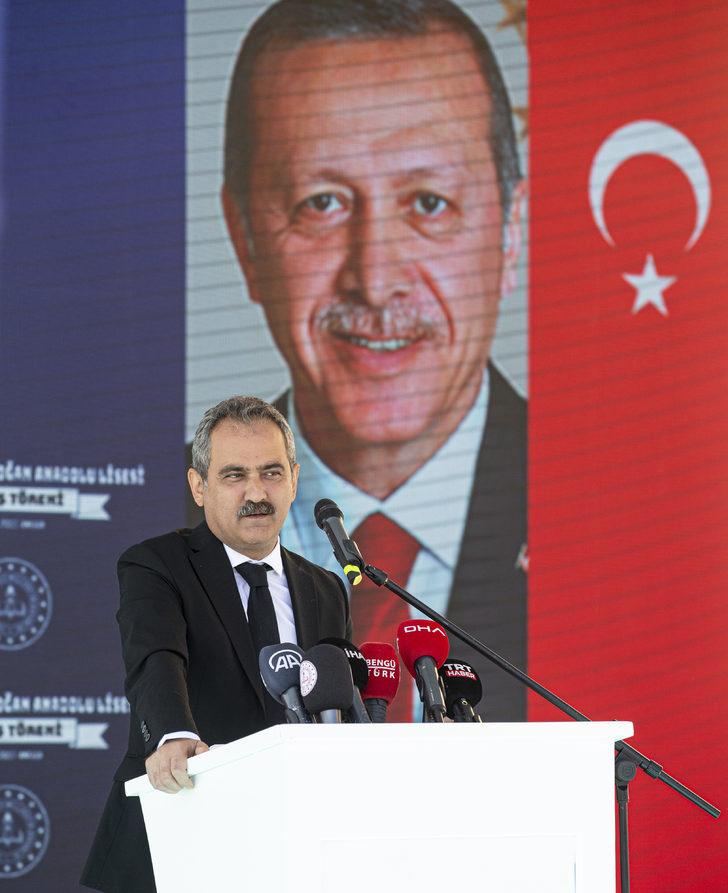 Milli Eğitim Bakanı Özer, Ersin Nazif Gürdoğan Anadolu Lisesi açılışında  konuştu: G4