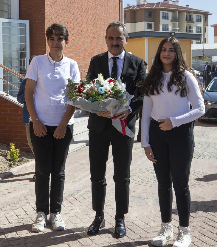 Milli Eğitim Bakanı Özer, Ersin Nazif Gürdoğan Anadolu Lisesi açılışında  konuştu: G5