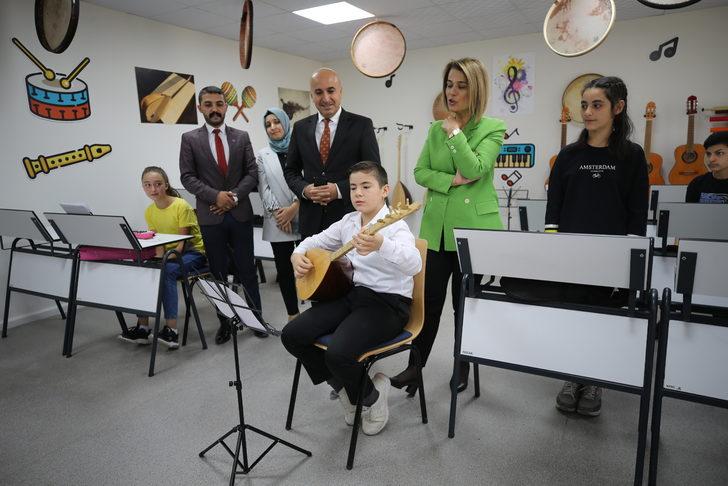 Trafik kazasında yaşamını yitiren öğretmenin ismi Nevşehir'de yaşatılacak G4