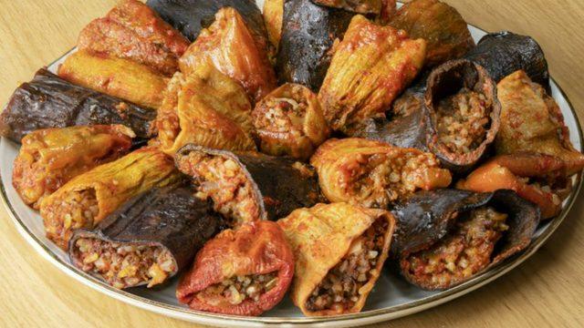Herkes tarifini isteyecek: Karışık kuru dolma tarifi! Kuru dolma nasıl yapılır?