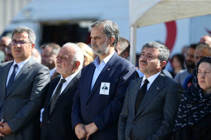 Türk Kızılayın eski Genel Müdürü Taşlı'nın cenazesi Düzce'de toprağa verildi G2