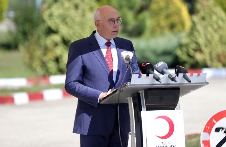 Türk Kızılayın eski Genel Müdürü Taşlı'nın cenazesi Düzce'de toprağa verildi G5