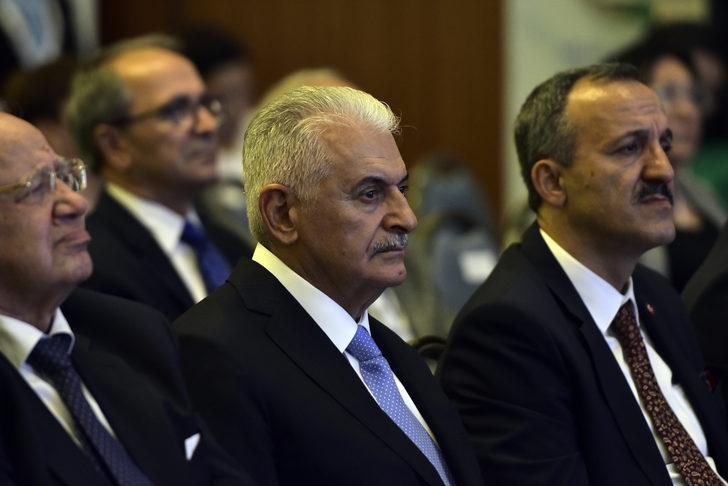 Bursa'da "Türk Dünyası Ortak Alfabe Çalıştayı" başladı G1