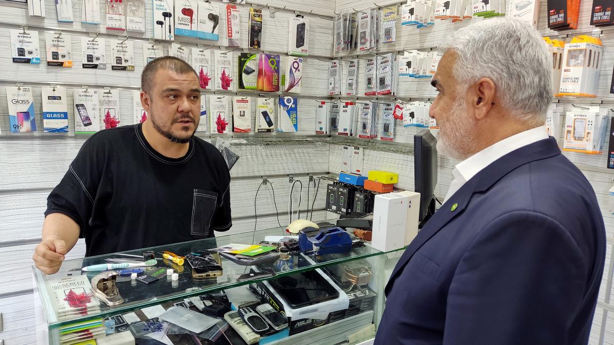 H&Uuml;DA PAR Genel Başkanı Yapıcıoğlu, Kahramanmaraş'ta esnaf ziyaretinde bulundu