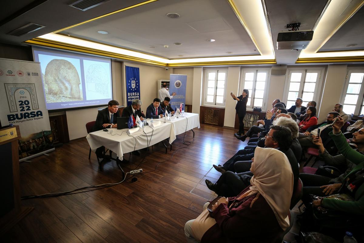 Bursa'da "İlteriş Kutluk Kağan Anıt Kompleksi ve Yazıtı" tanıtıldı