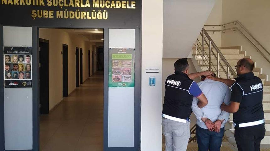 Kahramanmaraş'ta kesinleşmiş hapis cezası bulunan 2 hükümlü yakalandı