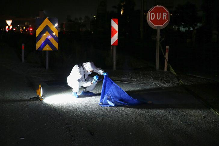 Antalya'da otomobilin çarptığı yaya hayatını kaybetti, araçtaki 3 kişi yaralandı G3