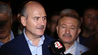 Bakan Soylu'dan, Mersin'deki terör saldırısında yaralanan polise ziyaret