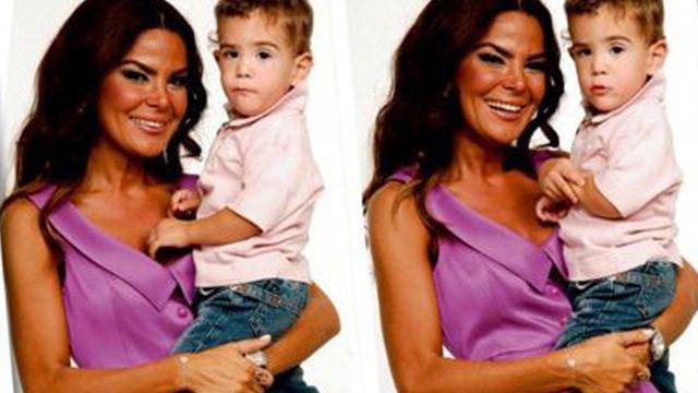 Özlem Yıldız oğlunu paylaştı! Minicikti annesinin boyuna gelmiş