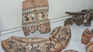 Benzeri yok... İzmir'de 2 bin 500 yıllık lavabo bulundu! Üzerindeki motifler şaşkına çevirdi