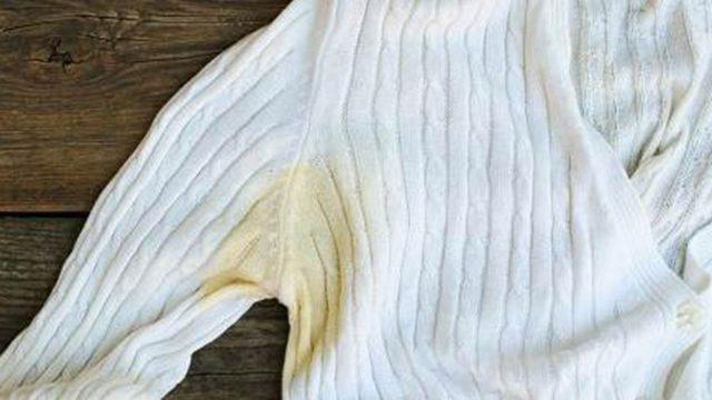 Sararmış çamaşırlara anında çözüm! Sakın atmayın eskisinden de beyaz olması mümkün