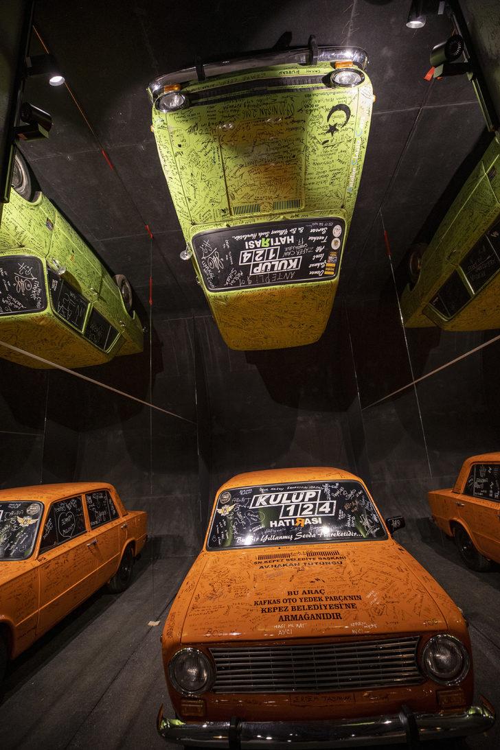 Antalya Araba Müzesi, ziyaretçilerini zamanda yolculuğa çıkarıyor G3