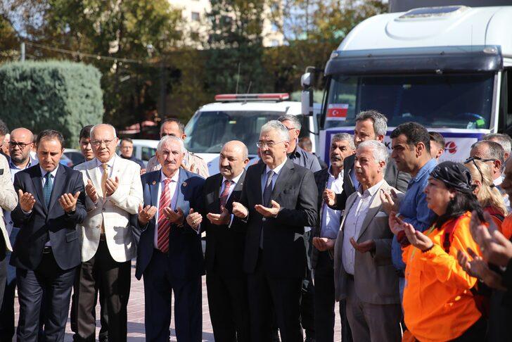 Eskişehir'den Pakistan'daki sel bölgesine insani yardım malzemesi gönderildi G2