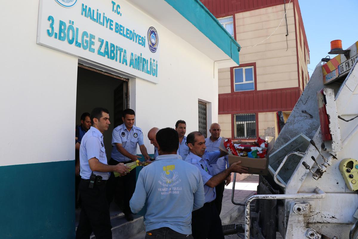 Şanlıurfa'da son kullanma tarihi ge&ccedil;miş 896 gıda &uuml;r&uuml;n&uuml; imha edildi