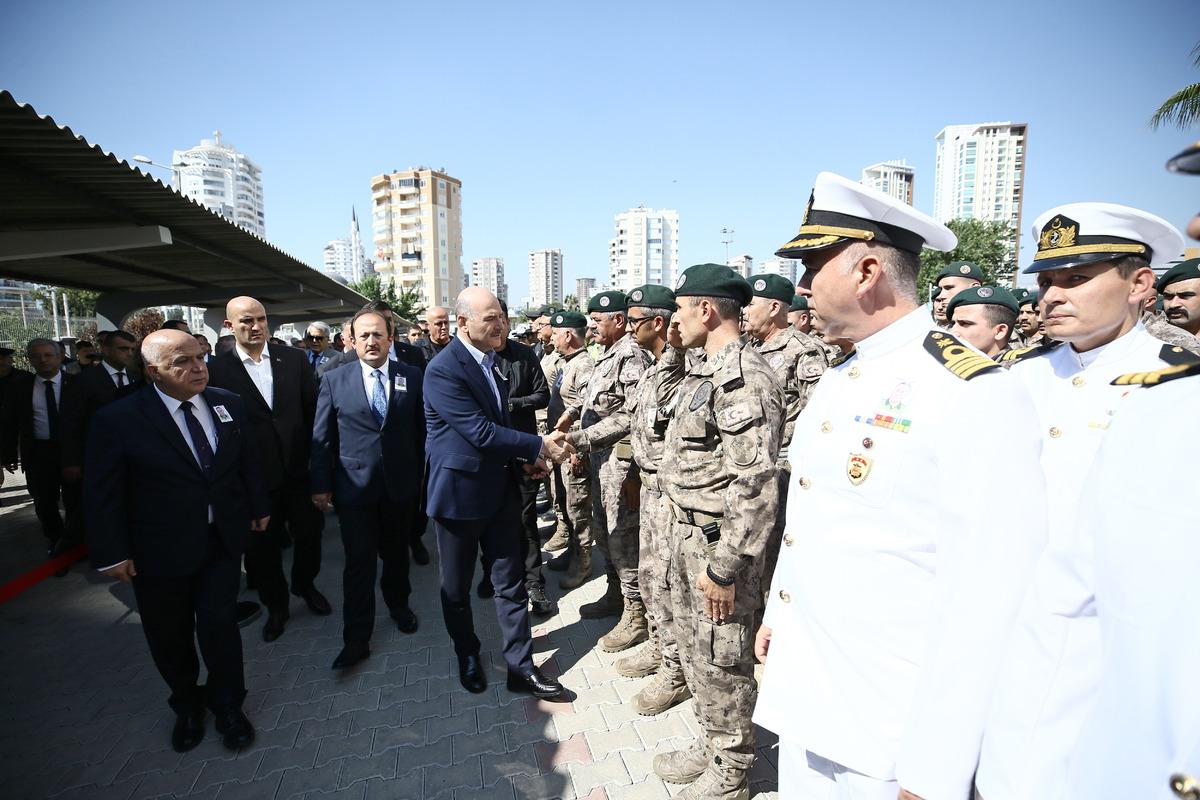 Mersin'de şehit polis memuru Sedat Gezer, son yolculuğuna uğurlandı