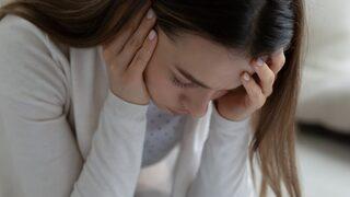 Önemsiz görmeyin acilen doktora başvurun! Hem sağırlığa hem de yüz felcine neden olabilir