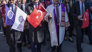 Atatürk Üniversitesinde yeni öğretim yılı açılışı dolayısıyla yürüyüş düzenlendi