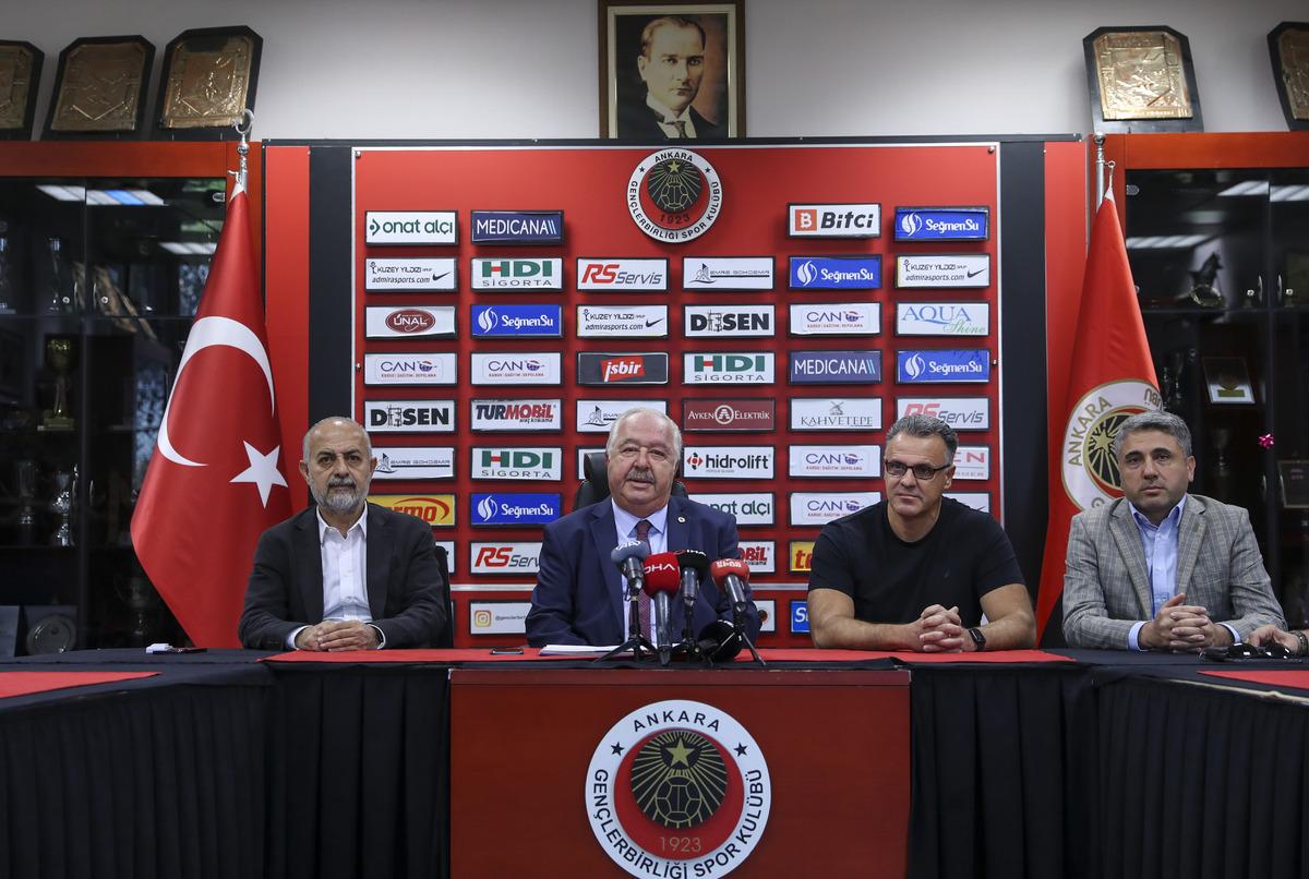 Gen&ccedil;lerbirliği Kul&uuml;b&uuml;, teknik direkt&ouml;r Taşkın Aksoy ile s&ouml;zleşme imzaladı