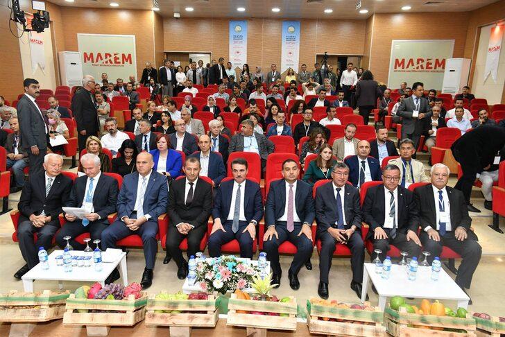 Isparta'da Ulusal Meyvecilik Sempozyumu başladı G1