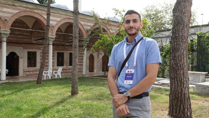 Bosna Hersekli öğrenciler Eyüp İmareti aşevi hizmetlerine katıldı G3