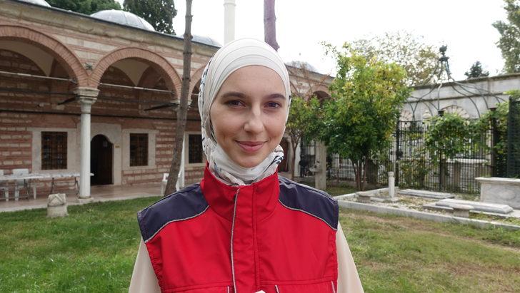 Bosna Hersekli öğrenciler Eyüp İmareti aşevi hizmetlerine katıldı G4