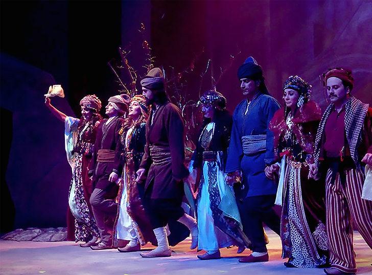 Orhan Asena Yerli Oyunlar Tiyatro Festivali 8 Ekim'de Diyarbakır'da perde diyecek G4