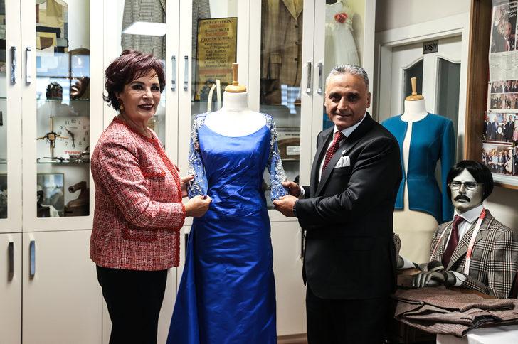 Hülya Koçyiğit, Terzi Müzesi'ne kıyafetini bağışladı G2