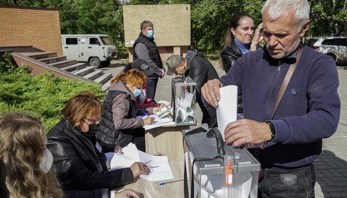 Tüm bölgelerde 'evet' çıktı! Sözde referandumda resmi olmayan sonuçlara göre Rusya'ya katılım desteklendi