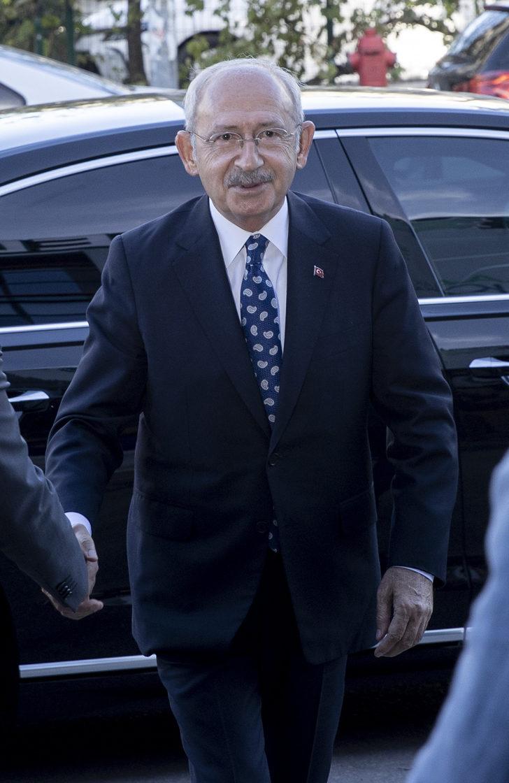 CHP Genel Başkanı Kılıçdaroğlu, Gelecek Partisi Genel Başkanı Davutoğlu ile görüştü G1