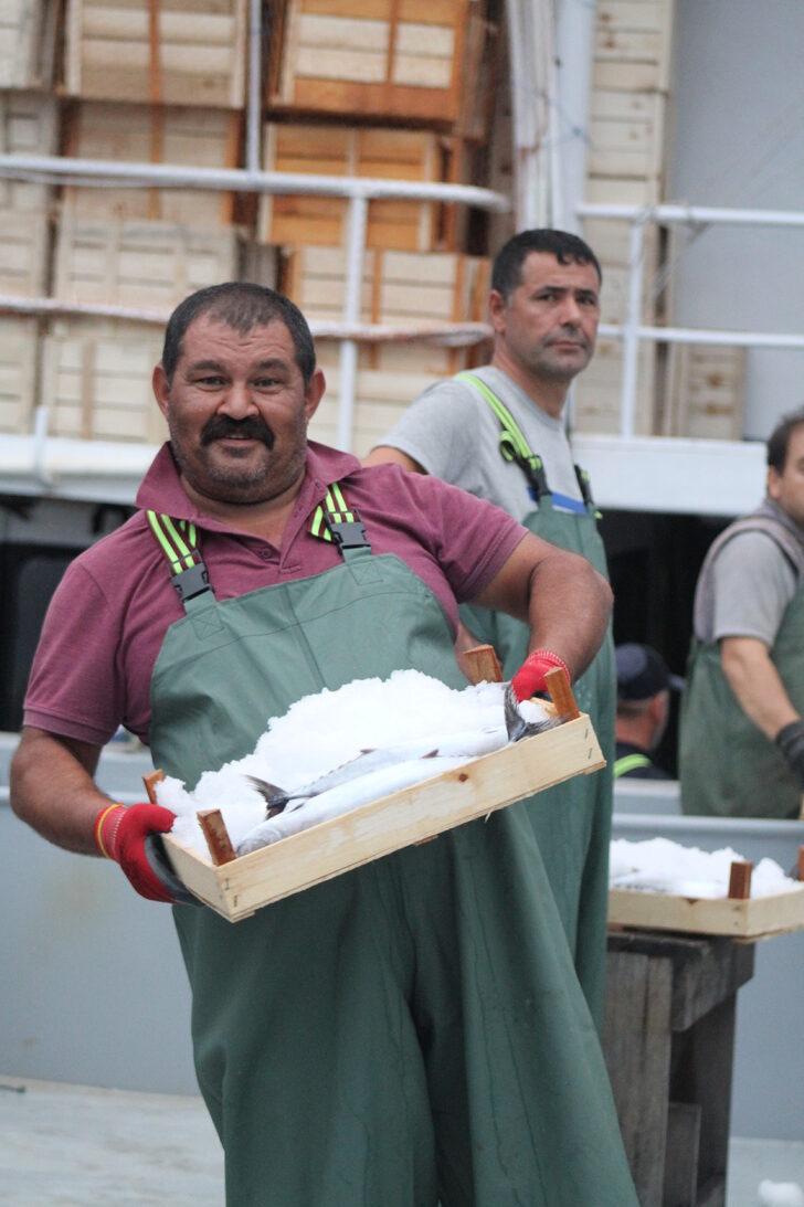 Batı Karadenizli balıkçılar limana bol palamutla döndü G2