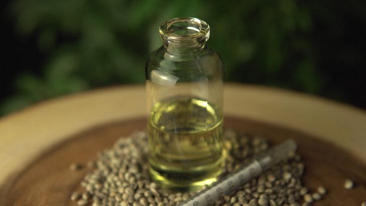 Dünyanın en zehirli yiyeceğini böyle yediriyorlar! Ölüme götüren etiket oyunu G4