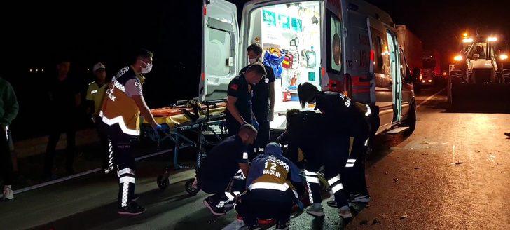 Bursa'da kamyonla kamyonet çarpıştı, 1 kişi öldü, 5 kişi yaralandı G3