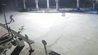 Mersin'de polisevine terör saldırısında yeni görüntüler! Kahraman polis Şehit Sedat Gezer'in teröristi etkisiz hale getirdiği an ortaya çıktı