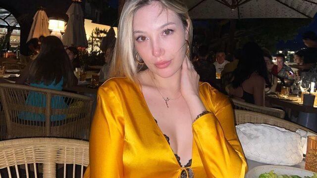 Mehmet Ali Erbil'in kızı Yasmin Erbil süper mini eteğiyle paylaşım yaptı!