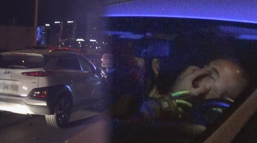 İzmir'de hareketli dakikalar! Polisleri aracıyla sürükledi