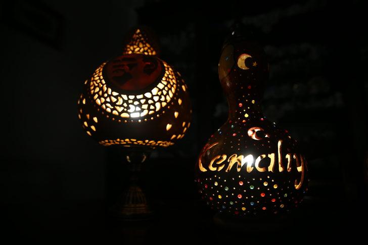 Tekirdağ'da emekli öğretmen su kabaklarını avize ve abajura dönüştürüyor G2