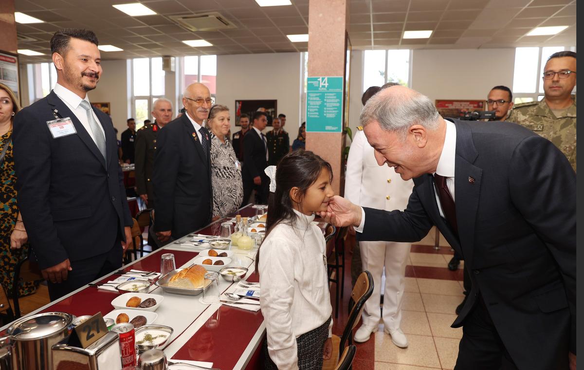 Milli Savunma Bakanı Akar, Gaziler G&uuml;n&uuml; programında konuştu: