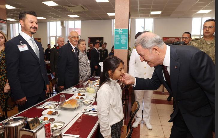 Milli Savunma Bakanı Akar, Gaziler Günü programında konuştu: G1