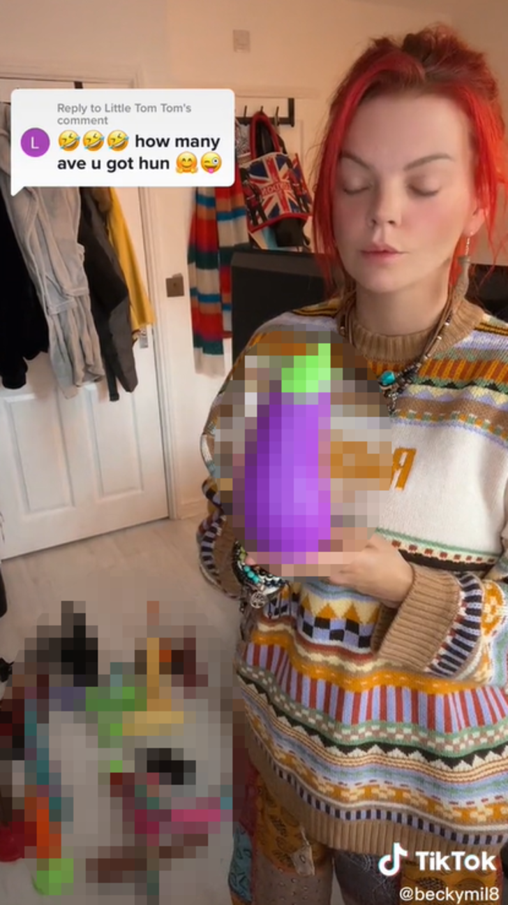 Sonunda bu da oldu! Sosyal medya fenomeni günlük nesnelere benzeyen cinsel ilişki oyuncağı koleksiyonunu paylaştı G5