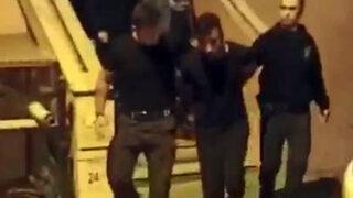 İstanbul'da ilginç olay! 'Gasp edildim, polisi çağırın' diyerek eve sığındı, mahalleli linç etmek istedi