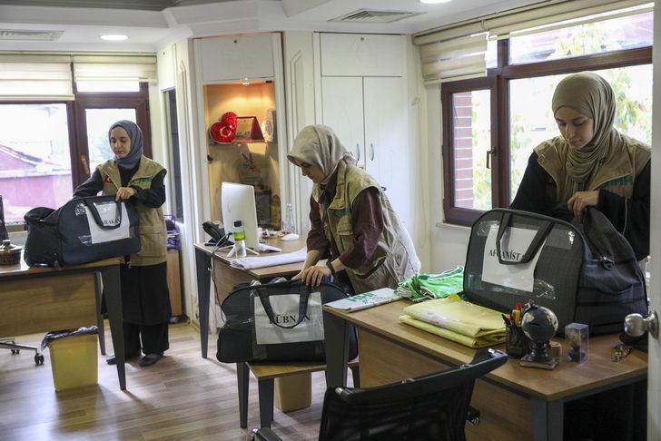 İHH, "Yetim Dayanışma Günleri" için 30 ülkeye gitti G3