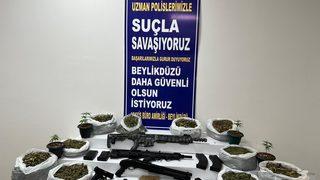 İstanbul'da patlamış mısır kutusunda uyuşturucu satan zanlı tutuklandı
